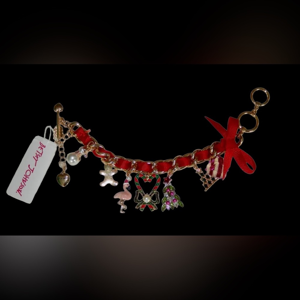 New Betsey Johnson Gold Tone Christmas Charm Rhinestone / crystal Bracelet - Picture 13 of 16